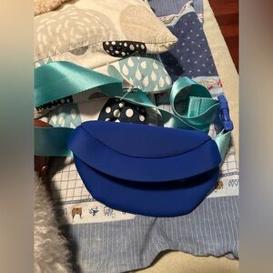 Zoomtopia Neoprene Blue Fanny Pack Waist Sling Bag - New - Unisex